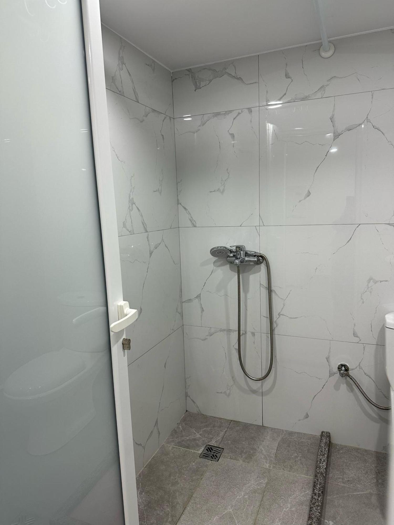 Holiday Apartment Bido Sarandë Eksteriør bilde